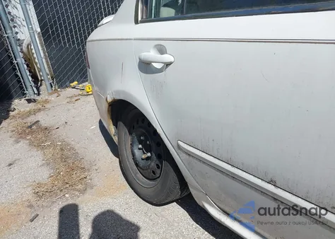 2009 Kia Optima Lx from USA, damaged, VIN KNAGE228795338054